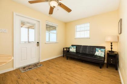 Unobstructed Oceanfront SAND DOLLAR Unit 7 Beach Pad! - image 17