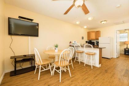 Unobstructed Oceanfront Starfish Unit 6 Beach Pad! - image 16