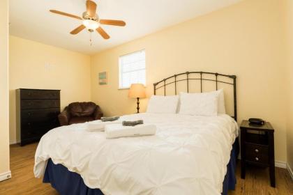 Unobstructed Oceanfront Starfish Unit 6 Beach Pad! - image 18