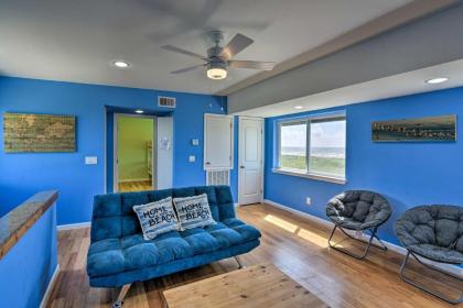 The Modern Surfside A Waterfront Oasis! - image 12