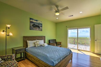 The Modern Surfside A Waterfront Oasis! - image 14