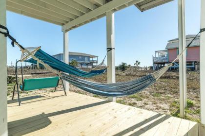 Sunset Sanctuary - Adorable Beach Bungalow with Gorgeous Gulf Views! - image 5