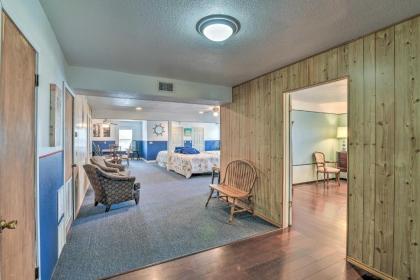 Relaxing Surfside Bunkhouse - Walk to Beach! - image 4