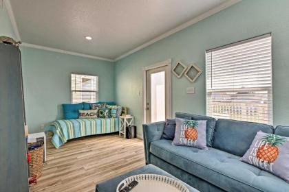 Surfside Beach House Balcony with Ocean View - image 5