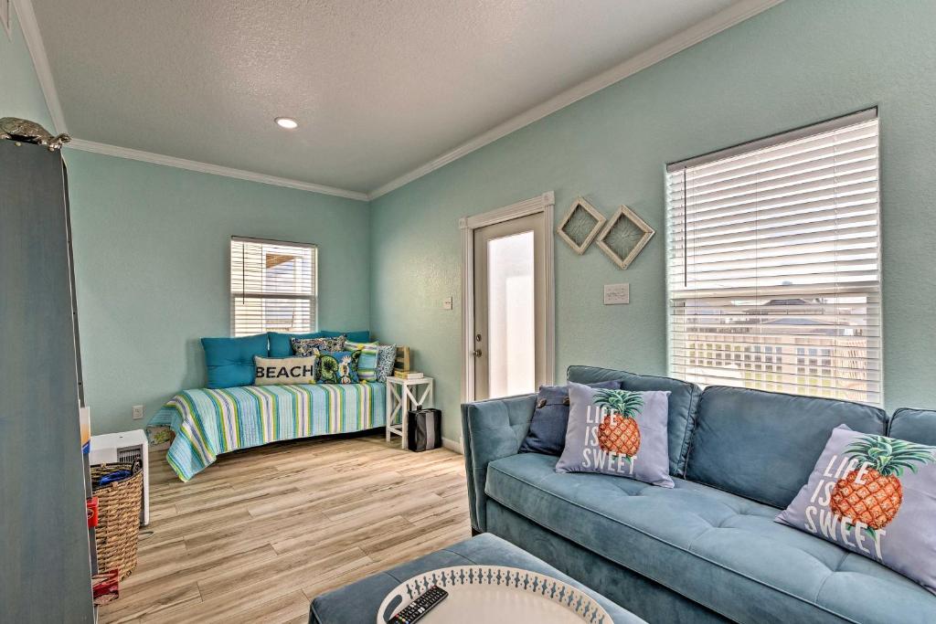 Surfside Beach House Balcony with Ocean View - image 5