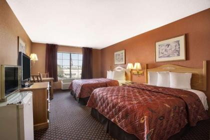 Days Inn & Suites by Wyndham Surprise - image 14