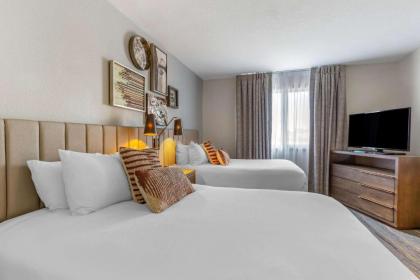 Windmill Suites Surprise Ascend Hotel Collection - image 13