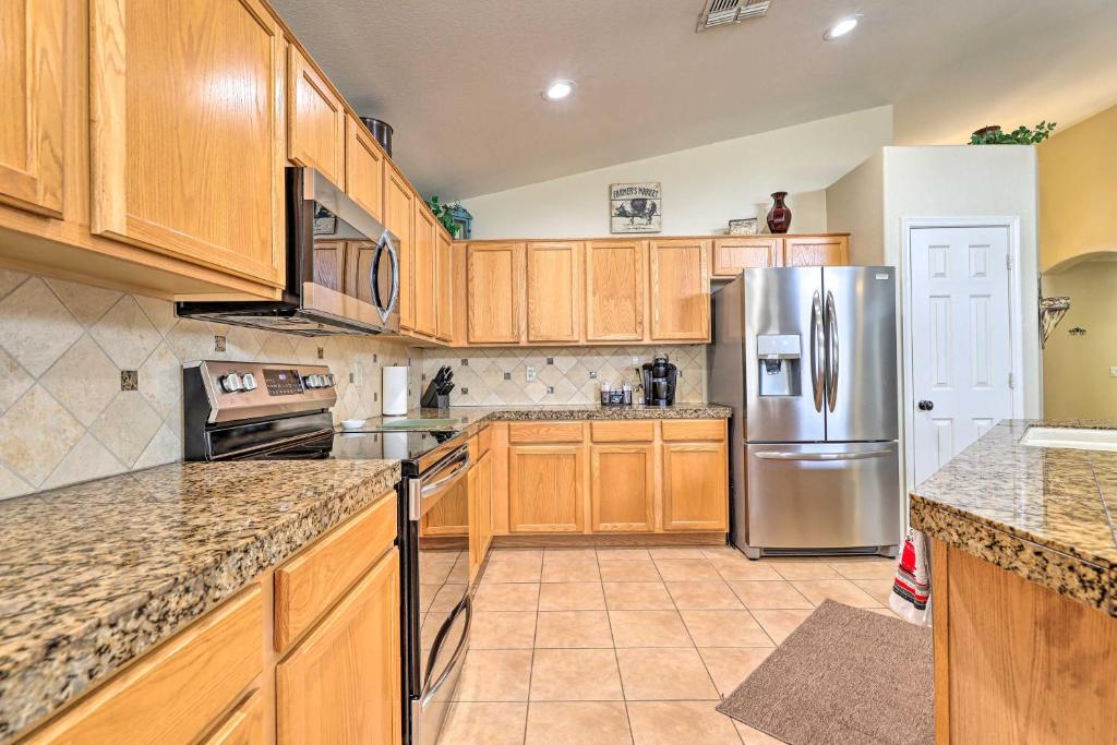 Surprise Home with Outdoor Oasis Golf Nearby! - image 7