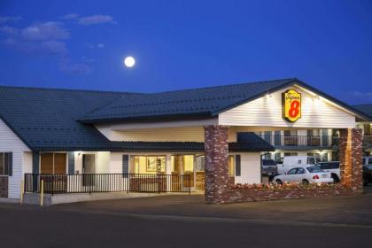 Motel in Susanville California