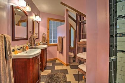 Lakefront Manitou Cottage Near Dwtn Suttons Bay! - image 6