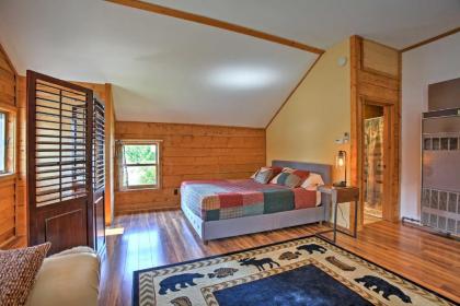 Studio Apt with Shared Beach-Steps to Suttons Bay! - image 14
