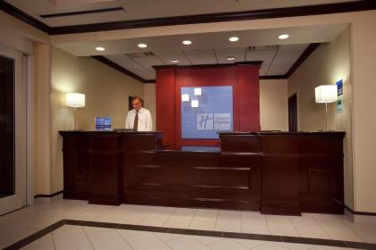 Holiday Inn Express and Suites Atlanta-Johns Creek an IHG Hotel