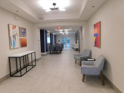 Holiday Inn Express and Suites Atlanta-Johns Creek an IHG Hotel - image 21