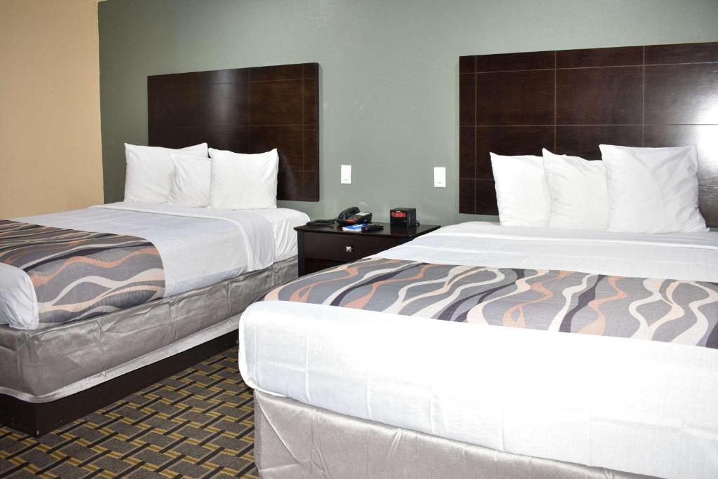 Rodeway Inn - Swainsboro - image 7