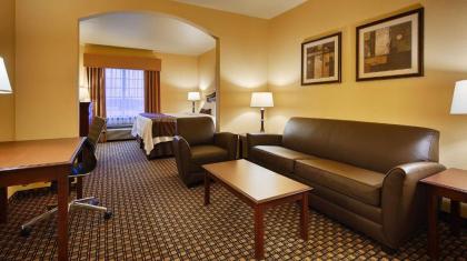 Best Western Plus Sweetwater Inn & Suites - image 10