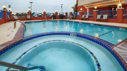 Best Western Plus Sweetwater Inn & Suites - image 4