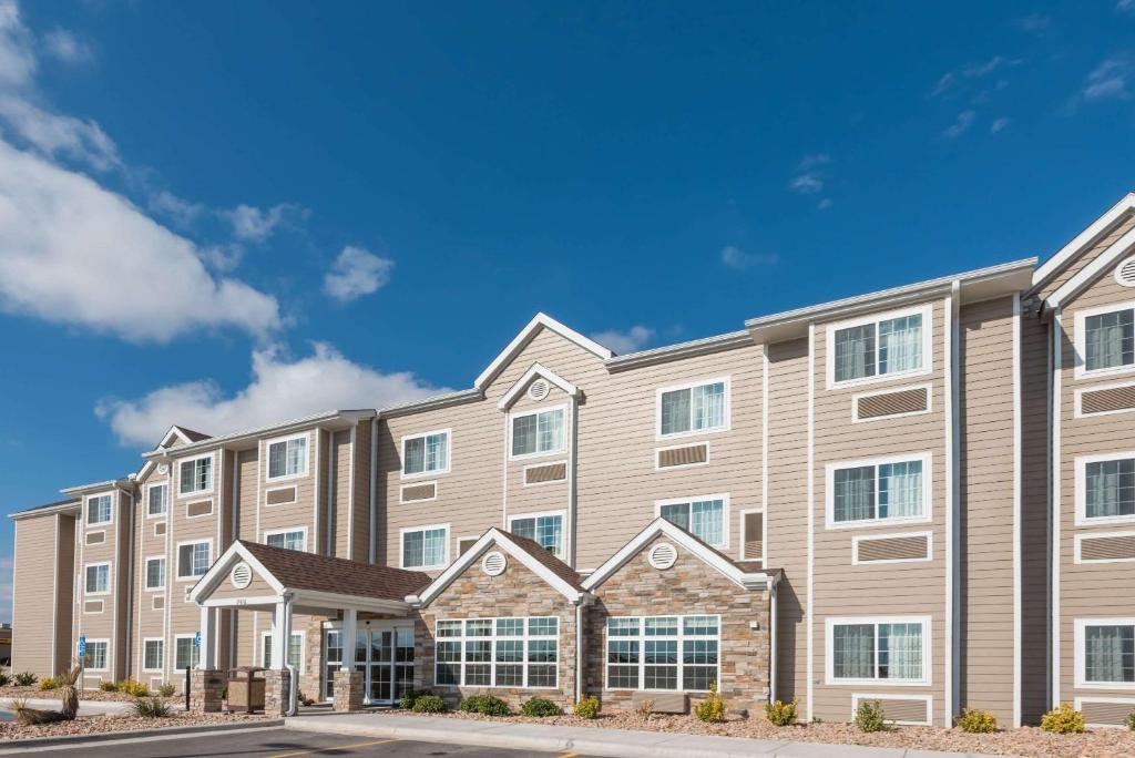 Microtel Inn and Suites by Wyndham Sweetwater - main image