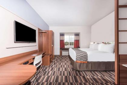 Microtel Inn and Suites by Wyndham Sweetwater - image 8