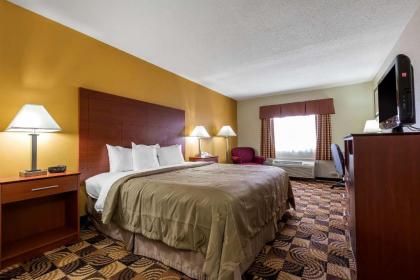 Quality Inn Sycamore   DeKalb Sycamore Illinois