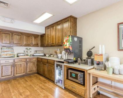Rodeway Inn Sylacauga Hwy 280 - image 10