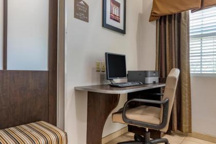 Microtel Inn & Suites Dillsboro/Sylva - image 12