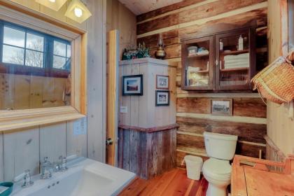 2 Bed 2 Bath Vacation home in Whittier VI - image 10