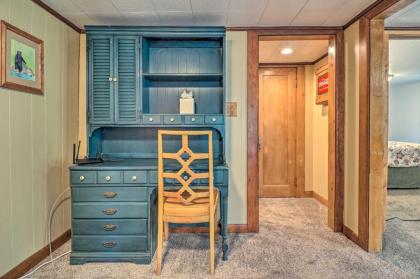 Idyllic Cottage in Dtwn Sylva Hike and Explore - image 9