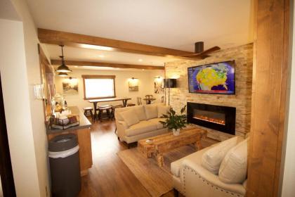 Boarders Inn & Suites by Cobblestone Hotels - Syracuse - image 8