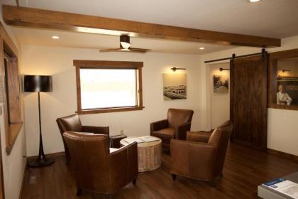 Boarders Inn & Suites by Cobblestone Hotels - Syracuse - image 9