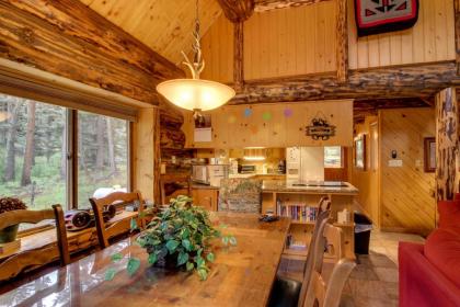 Bear Hollow Cabin - image 14