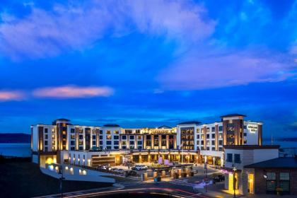 Silver Cloud Hotel tacoma at Point Ruston Waterfront Washington