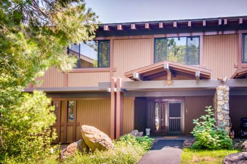 Eagles Nest - image 2