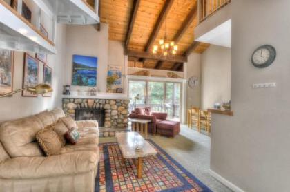 Lake Forest Villa - image 4
