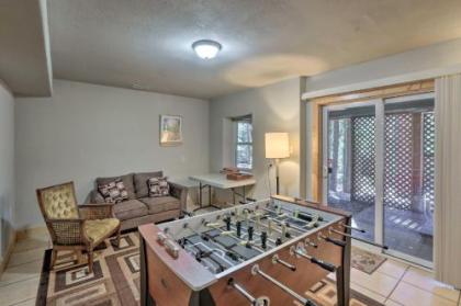 Rustic Tahoe Home with Hot Tub 12 Mi to Squaw Valley - image 5