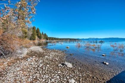 Modern Lakeside Comfort Walk to Dock and Tahoe City - image 5