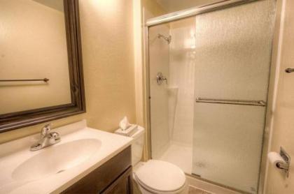 Alpine Getaway by Lake Tahoe Accommodations - image 2