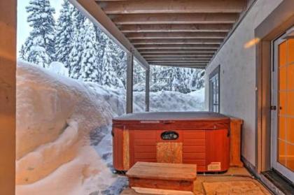 Lumineer by AvantStay - Squaw Valley Home with Private Hot Tub!