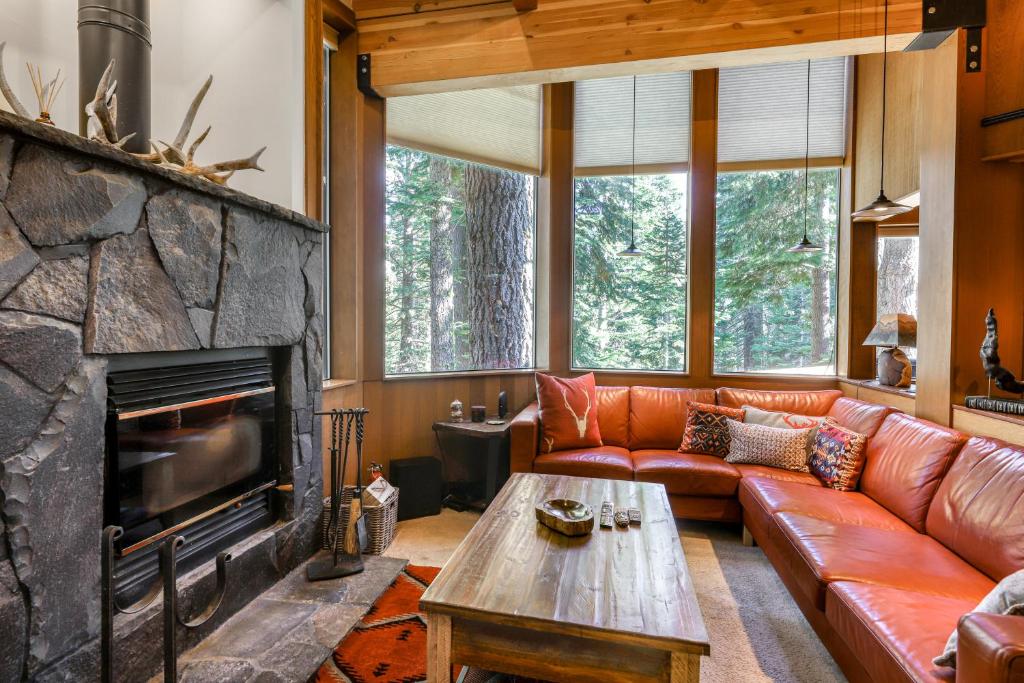Alpine Creek Retreat - main image