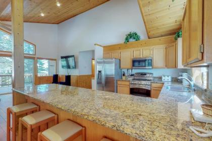 Fawn Lodge - image 2