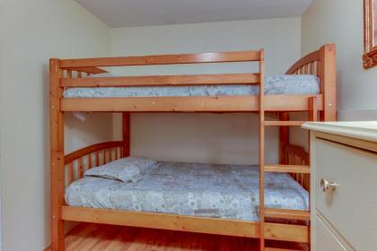 Cherokee Overlook Cabin - image 12