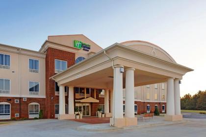 Holiday Inn Express Hotel & Suites Talladega an IHG Hotel