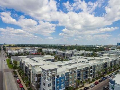 Frontdesk NoHo Flats at North Hyde Park Apts Tampa - image 2