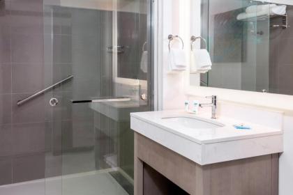 Hyatt House Tampa Airport/Westshore - image 12
