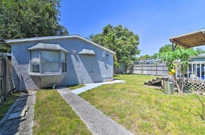 Tampa Studio with Garden Access about 4 Mi to Dtwn