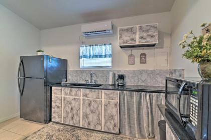 Tampa Studio with Garden Access about 4 Mi to Dtwn - image 13