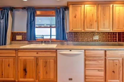 Ossipee Lake Cottage with Screened Porch and Fire Pit! - image 12