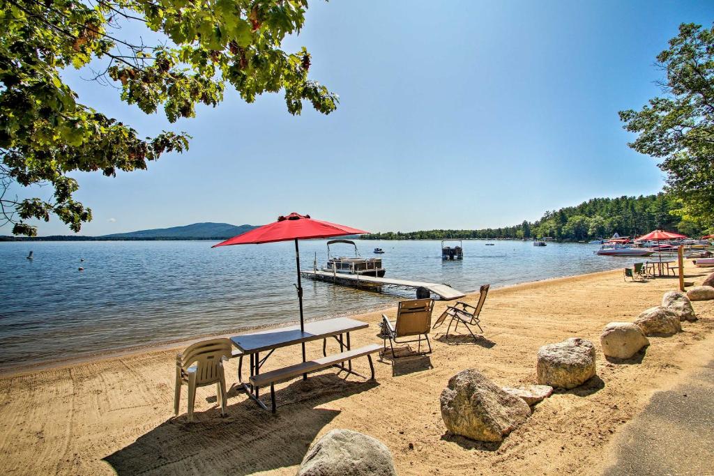 Center Ossipee Pet-Friendly Cottage with Dock! - main image