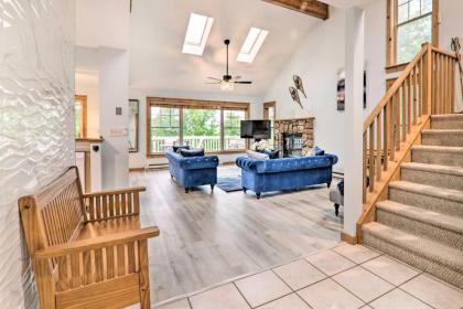 Modern Home with Mountain Views 1 Mi to Ski! - image 4