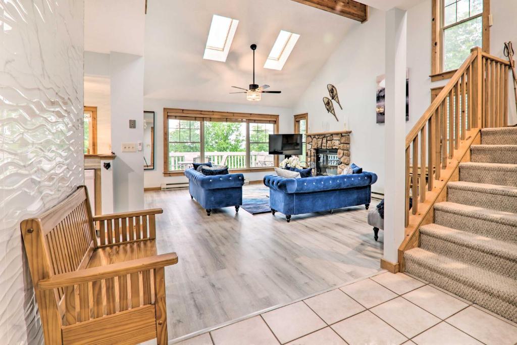 Modern Home with Mountain Views 1 Mi to Ski! - image 4