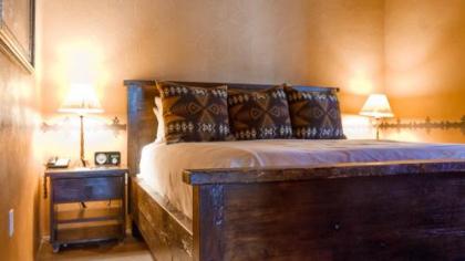 El Monte Sagrado Resort & Spa - image 2